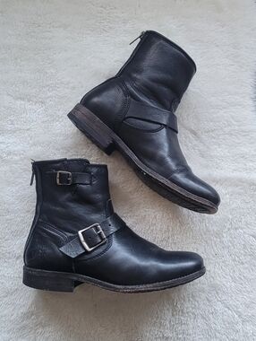 Frye Tyler Engineer Black Leather Boot Sz  8